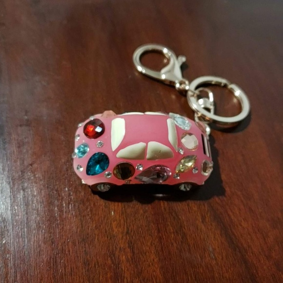 Accessories - new car keychain with crystals.